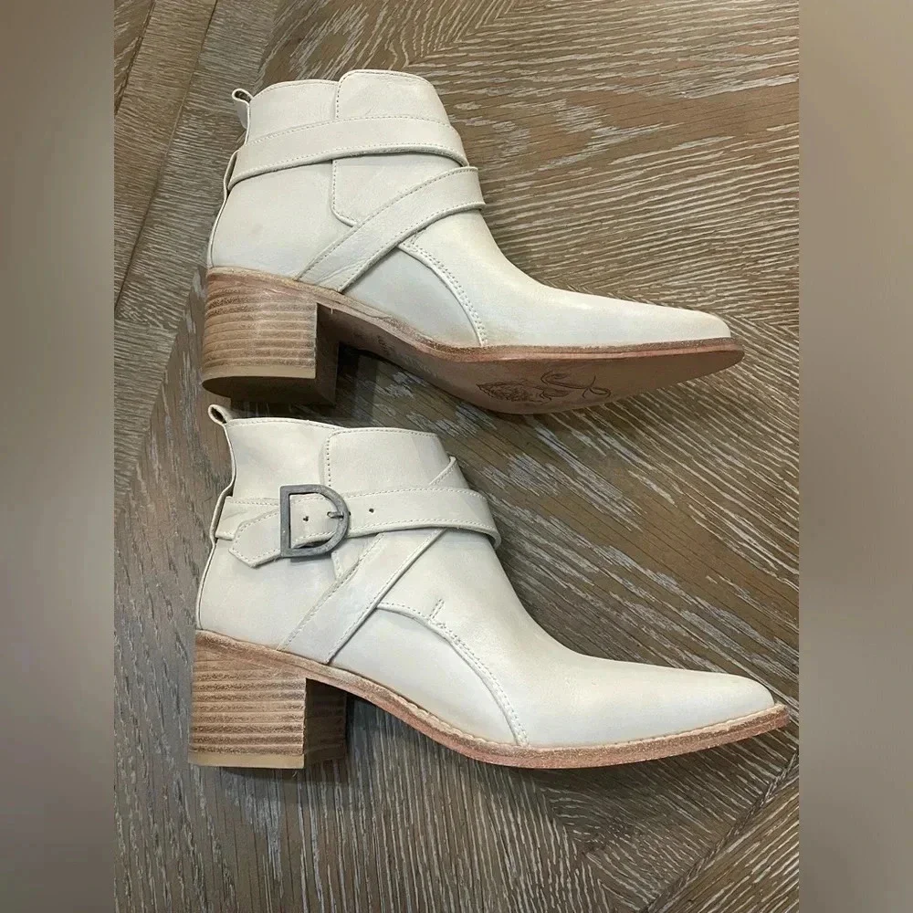FREE PEOPLE BACK LOOP ANKLE BOOT BONE size US 5.5 - Picture 3 of 12
